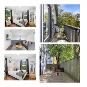 5 Mins to Downtown 2 Bed 1 Bath 2 Car Garage